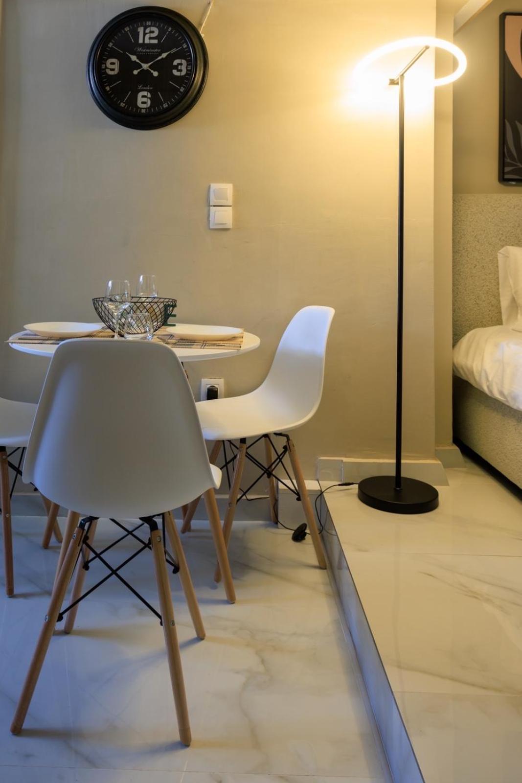 Aiolos New Smyrni View Loft Suite Athen Exterior foto